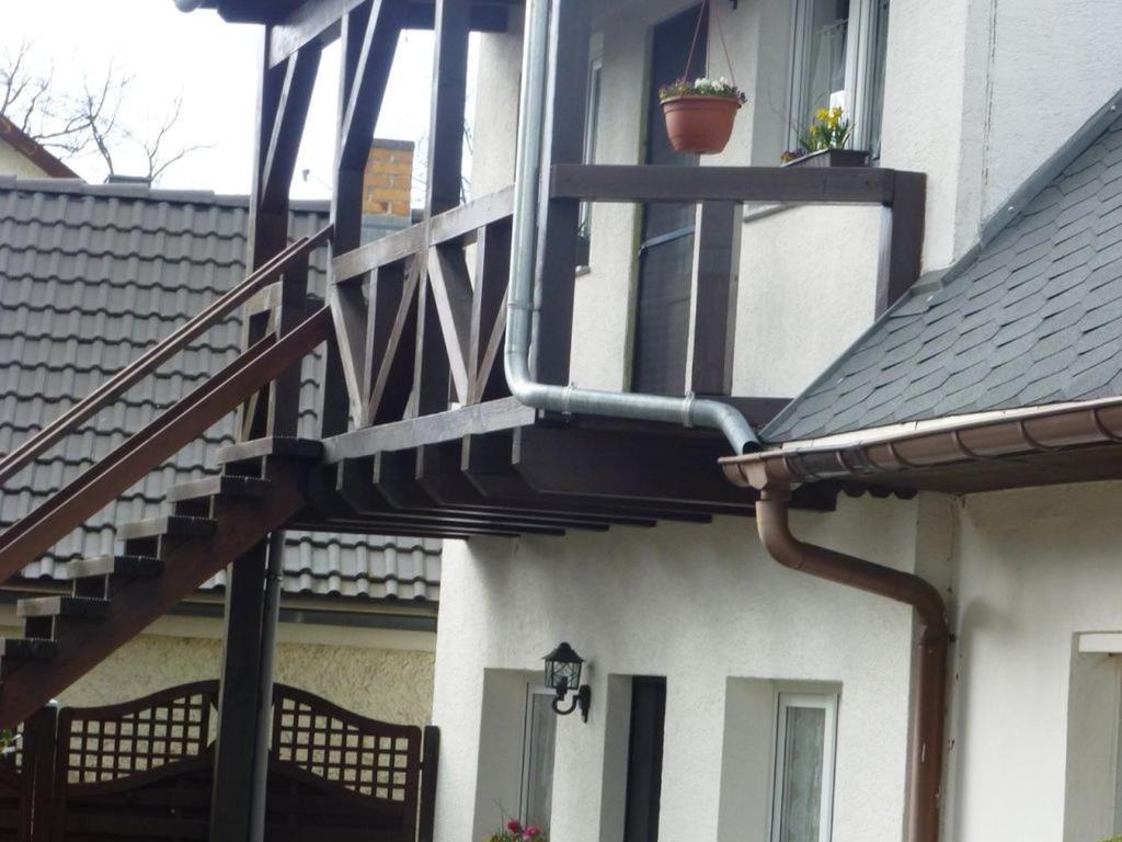 Ferienwohnungen An Den Linden 布尔格 外观 照片